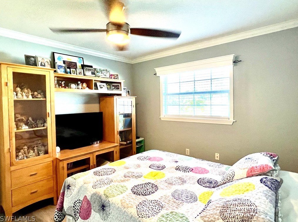 2225 Woodland Blvd, Fort Myers FL  33907-5936 exterior