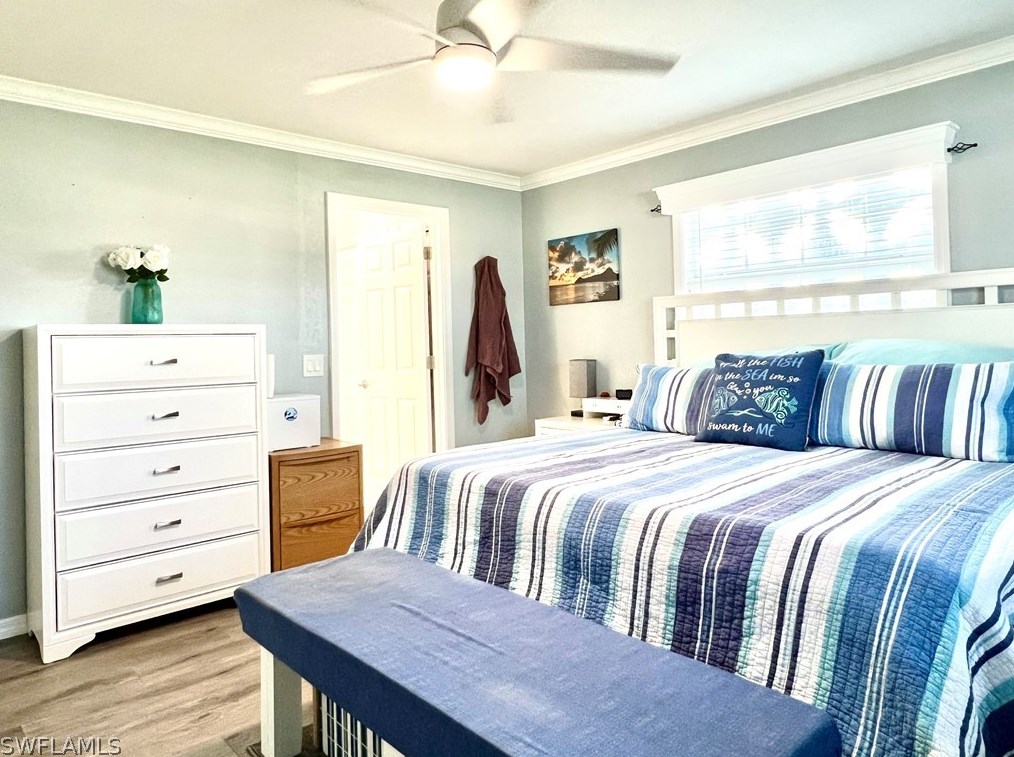 2225 Woodland Blvd, Fort Myers FL  33907-5936 exterior