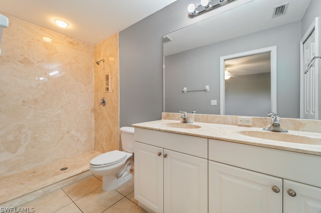 1301 Sunniland Blvd, Lehigh Acres FL  33971-6263 exterior