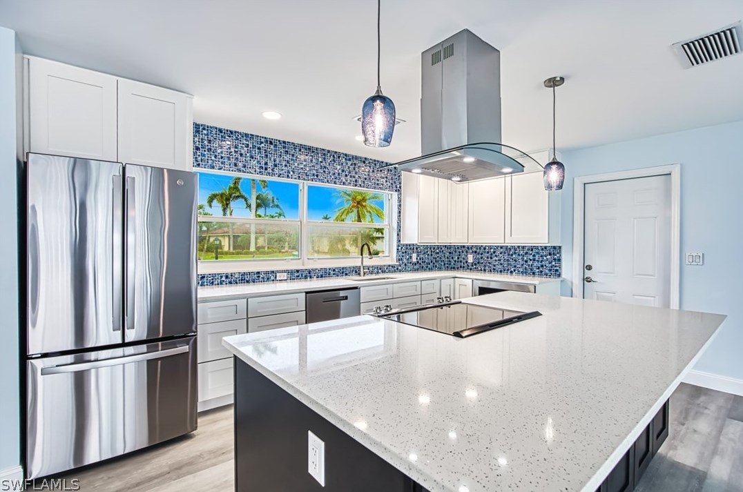 5329 Cobalt Ct, Cape Coral, FL 33904-5877