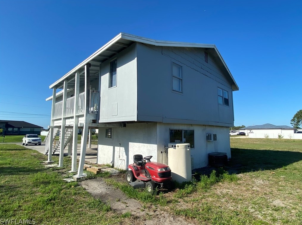 2602 43rd St W, Lehigh Acres, FL 33976