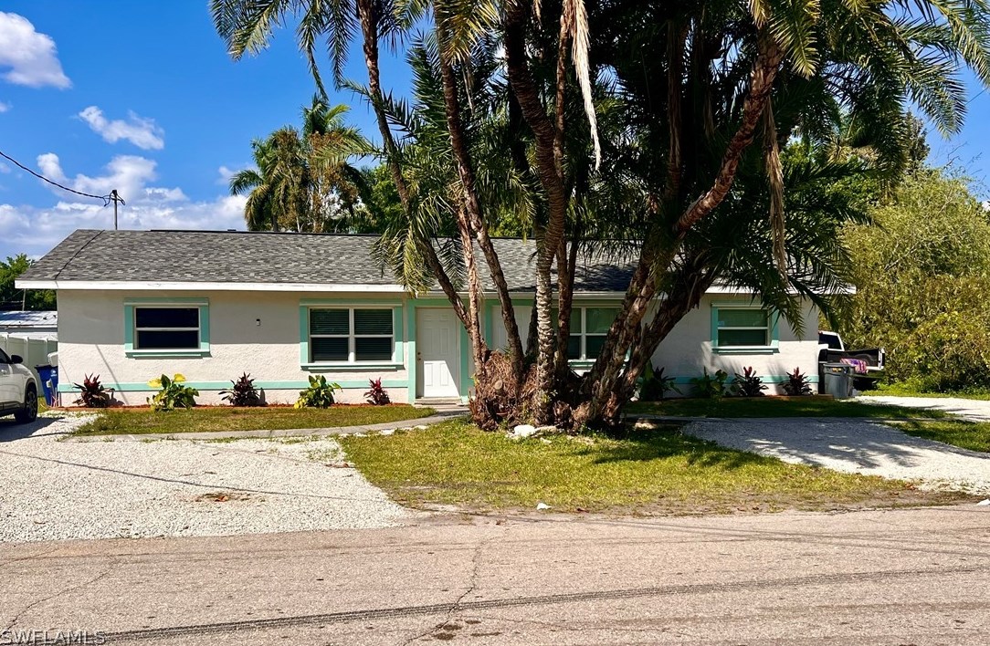 70 Cabana Ave, Fort Myers, FL 33903-4427