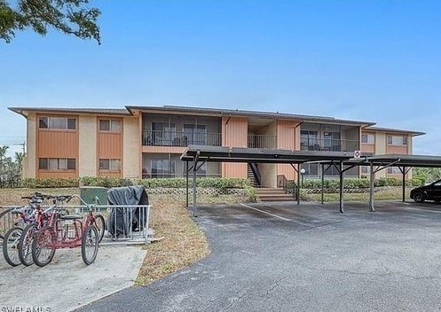 6492 Royal Woods Dr, Fort Myers, FL 33908
