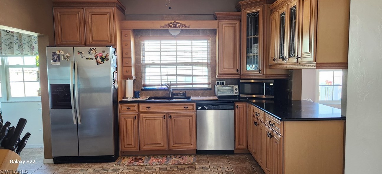 144 Driftwood Ln, Fort Myers Beach, FL 33931