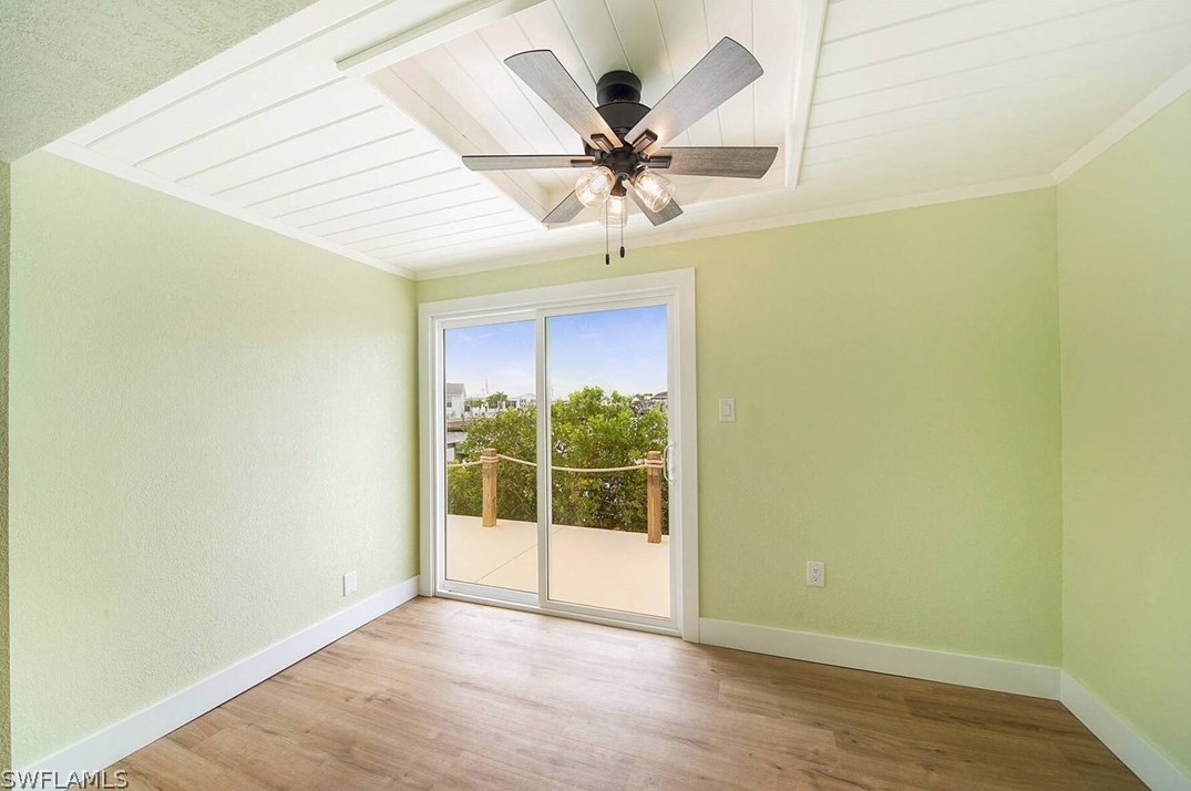 3941 Galt Is Ave, Saint James City FL  33956-2370 exterior