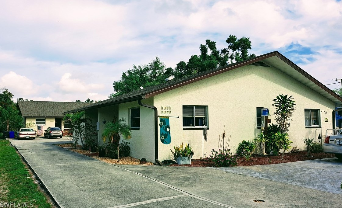 3227-3233 Edgewood Ave, Fort Myers, FL 33916-1416