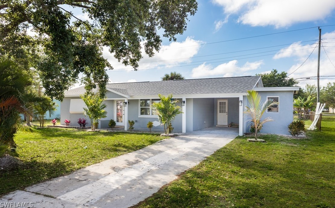 1314 Farmdale St, Lehigh Acres, FL 33936