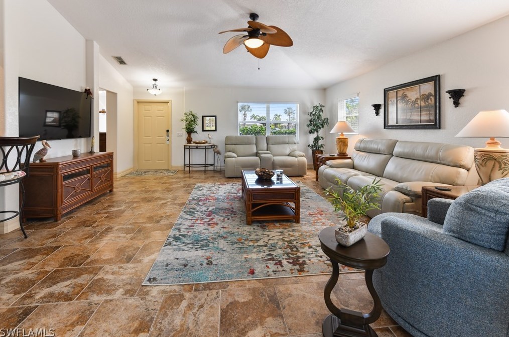 201 Big Pine Ln, Punta Gorda FL 33955-3806 exterior