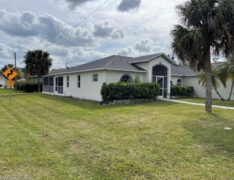 2601 Elva Pl, Lehigh Acres, FL 33971