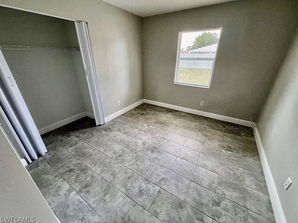 117 Contee Dr, Lehigh Acres FL  33936-5959 exterior