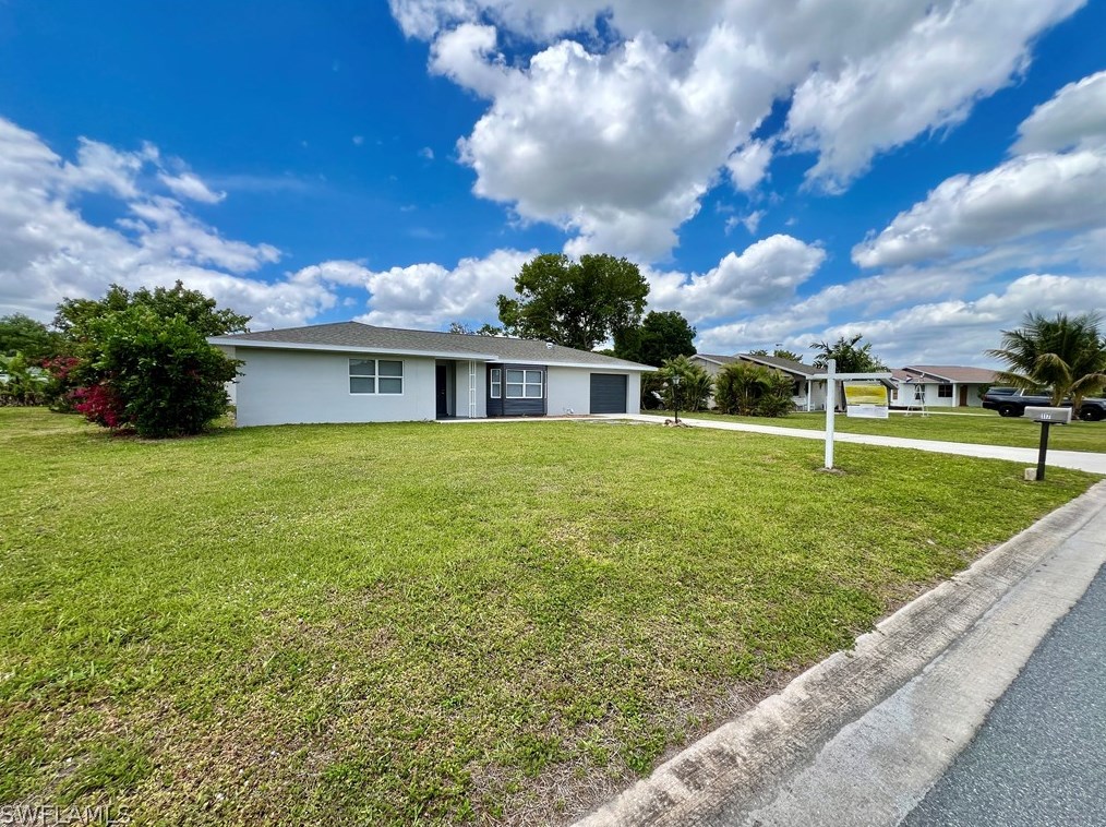 117 Contee Dr, Lehigh Acres FL  33936-5959 exterior