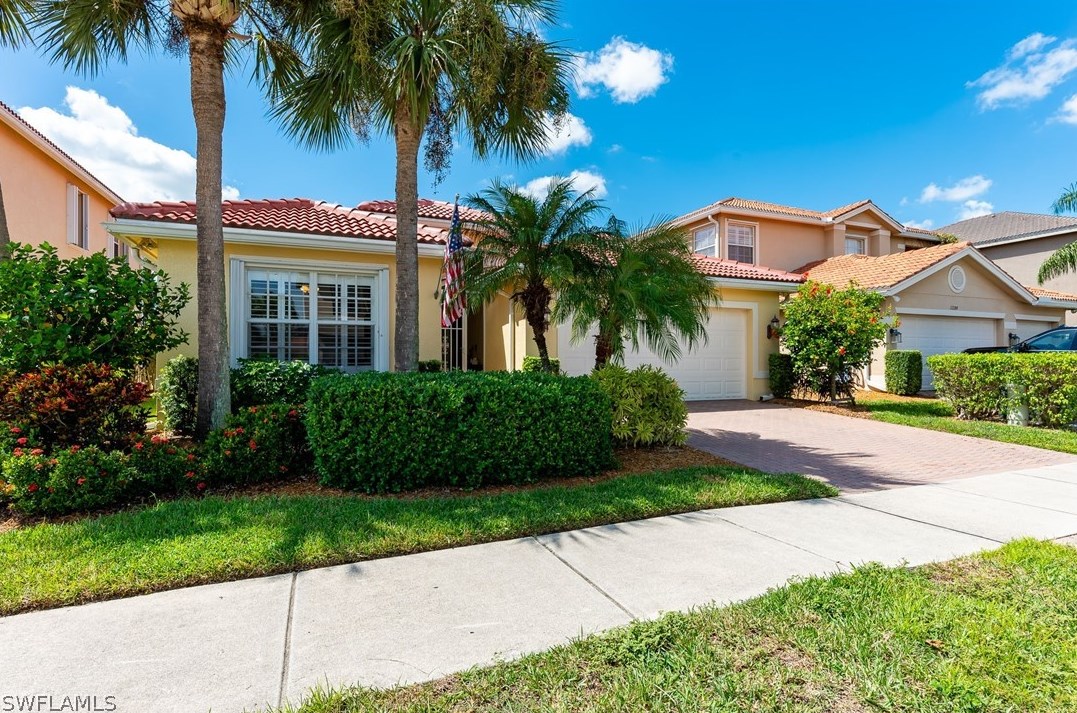 11288 Pond Cypress St, Fort Myers FL  33913-8820 exterior
