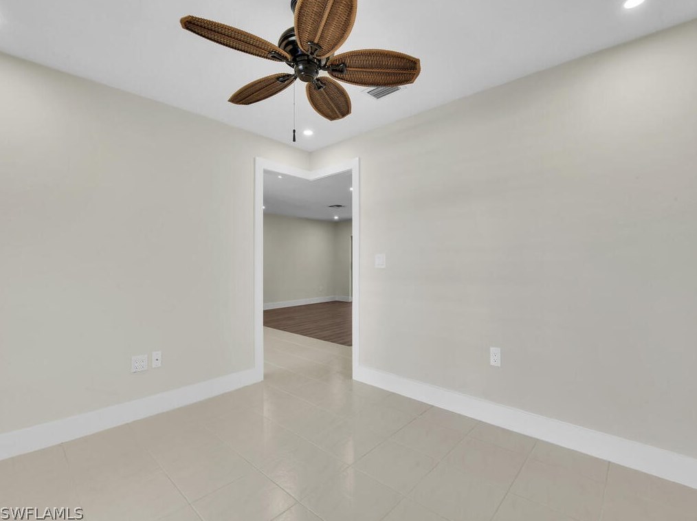 491 Cypress Way, Naples FL 34110-1107 exterior