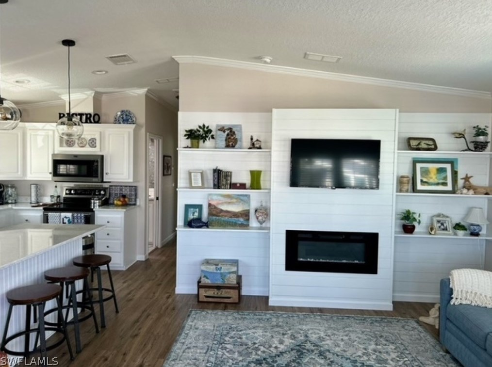 11661 Oakdale Dr, Fort Myers, FL 33908-8262