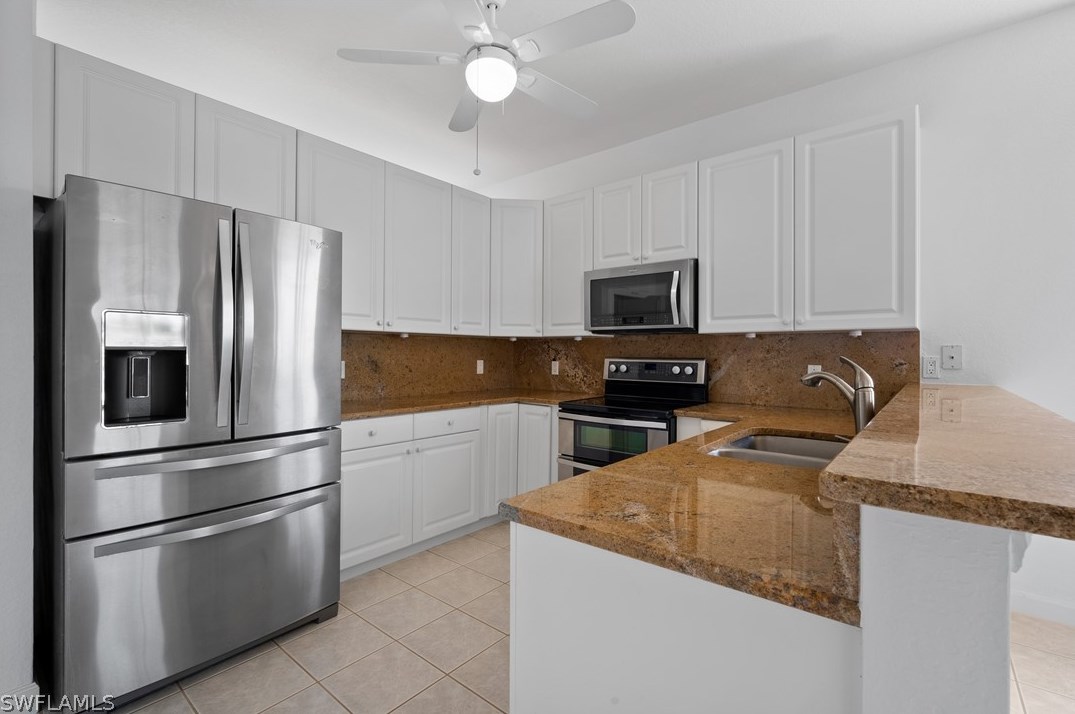 7935 Harmony Lake Ct, Fort Myers FL  33907-6806 exterior