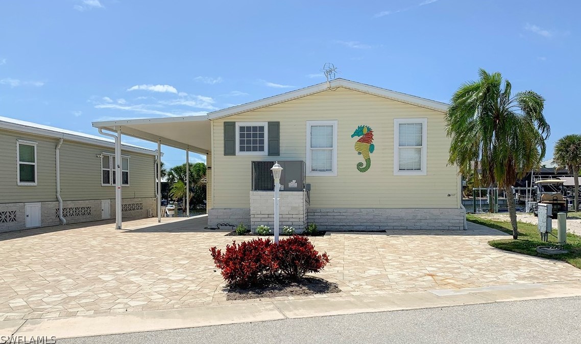 11610 Dogwood Ln, Fort Myers Beach, FL 33931