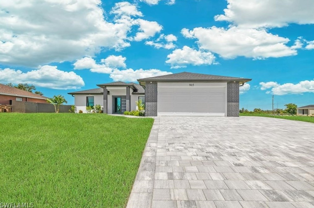 905 Chiquita Blvd N, Cape Coral, FL 33991