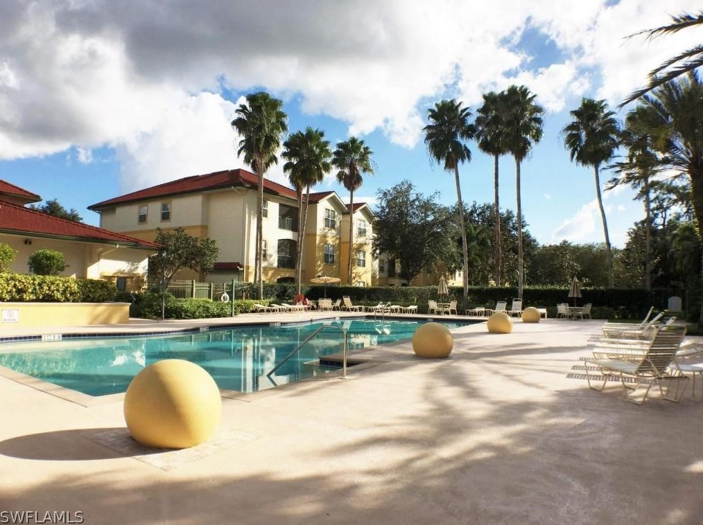 11511 Villa Grand, Fort Myers, FL 33913-8086