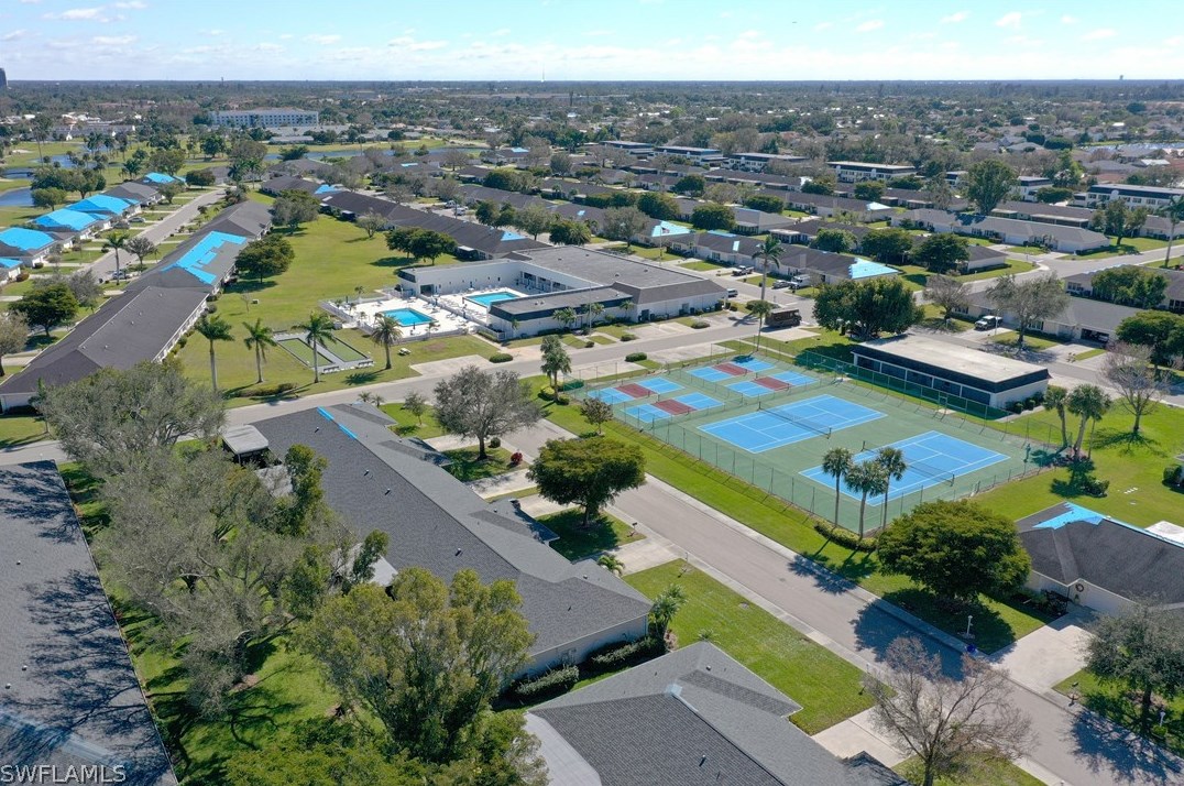 1271 Hazeltine Dr, Fort Myers FL  33919-7308 exterior