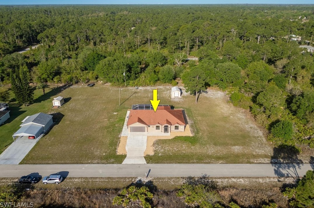 1307 Abbott Ave, Lehigh Acres FL exterior