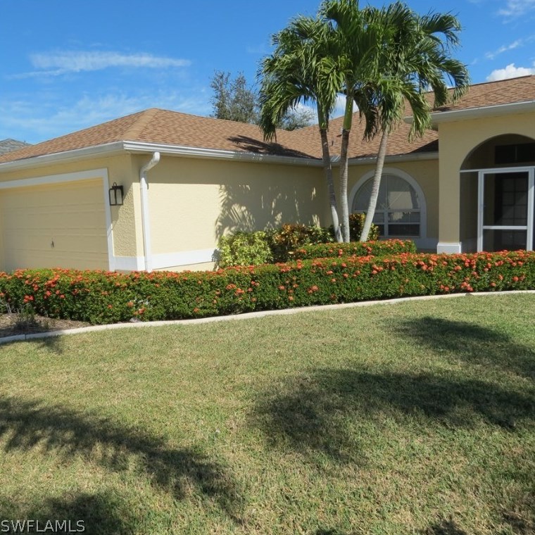 4145 9th Ave, Cape Coral, FL 33909-6141