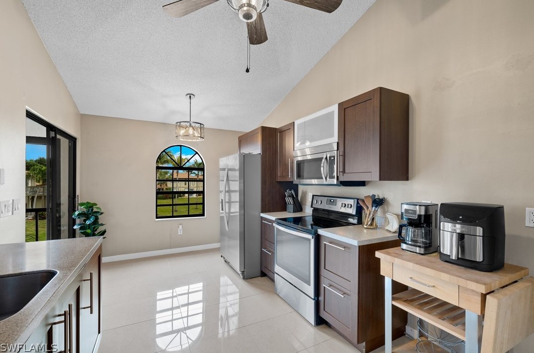 9597 Halyards Ct, Fort Myers, FL 33919-4447