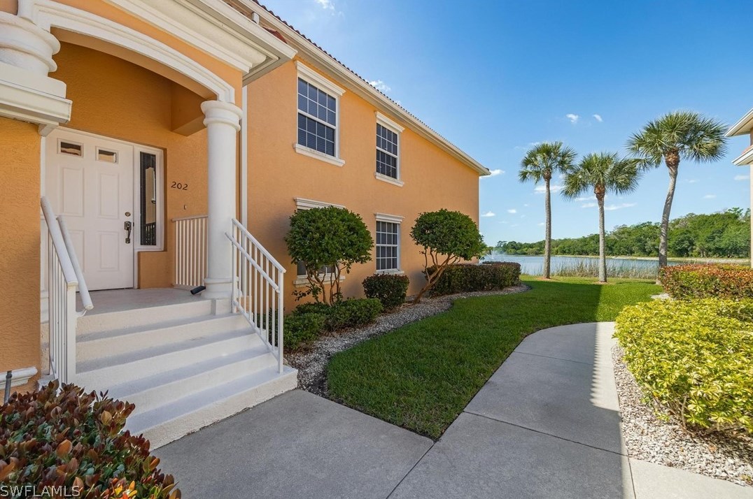 13860 Eagle Ridge Lakes Dr, Fort Myers, FL 33912-1792
