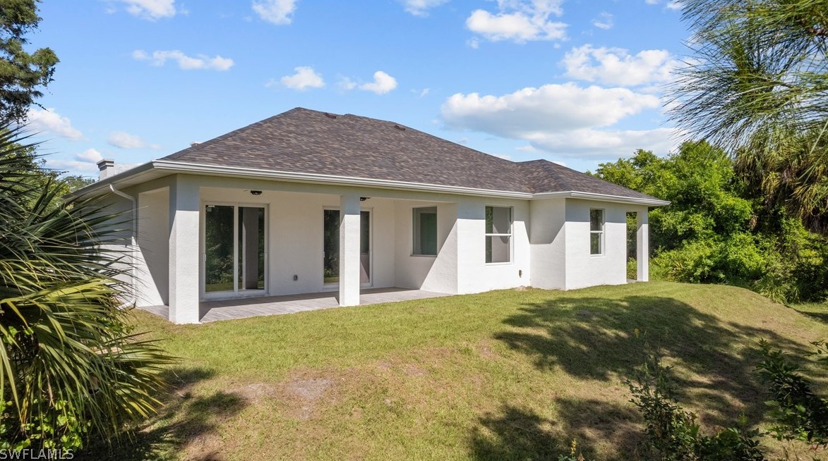 409 Columbus Blvd, Lehigh Acres FL  33974-4708 exterior