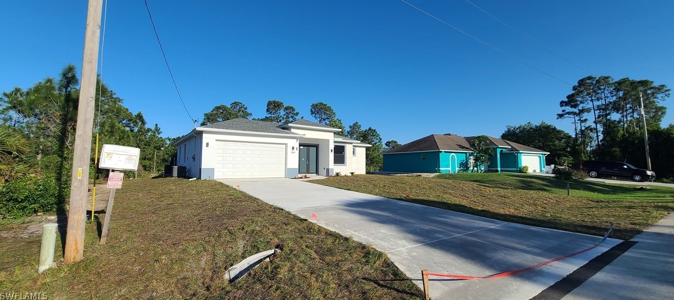 1041 Cheney Ave, Lehigh Acres, FL 33974-4869