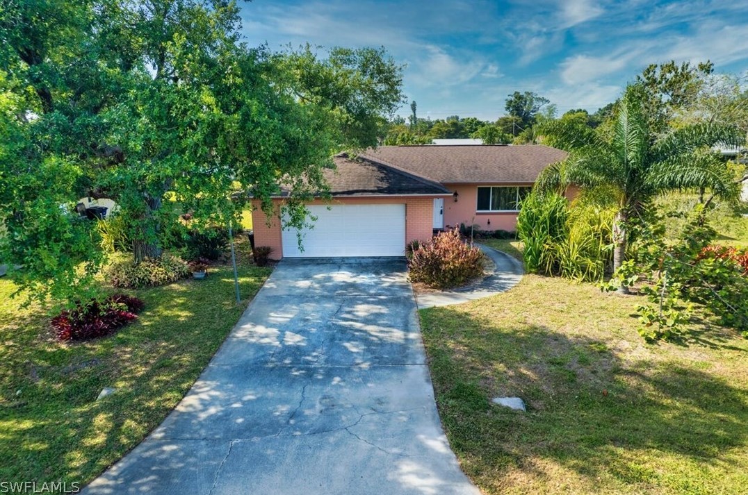 2230 Flora Ave, Fort Myers, FL 33907-4245