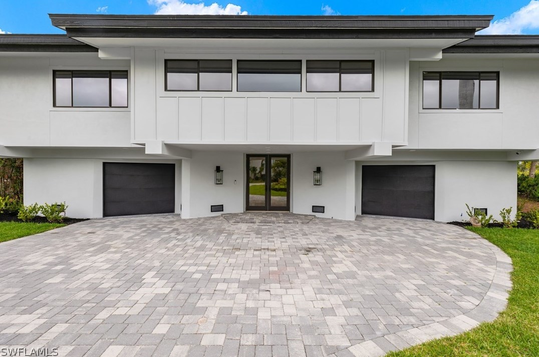 5435 Osprey Ct, Sanibel, FL 33957-2319