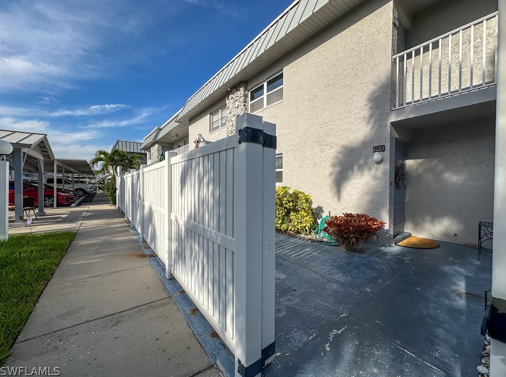 6777 Winkler Rd #168, Fort Myers, FL 33919