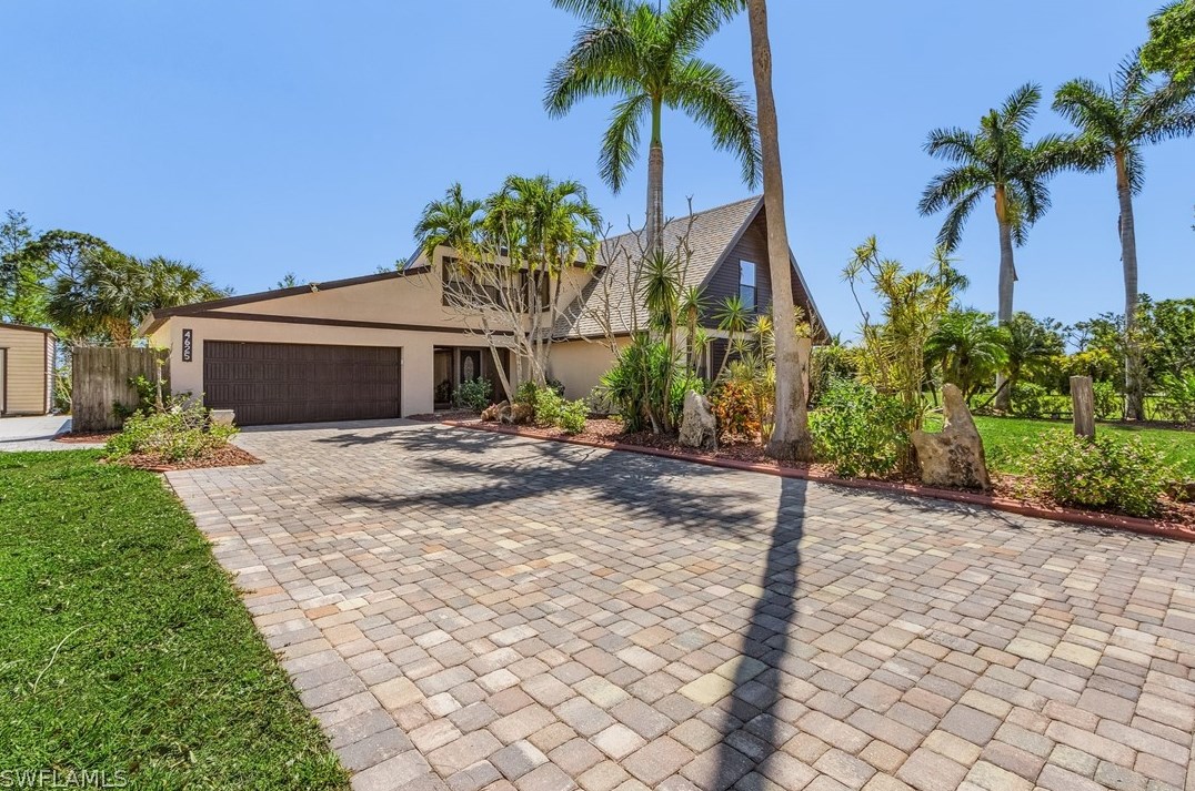 4625 Berkshire Rd, Saint James City, FL 33956