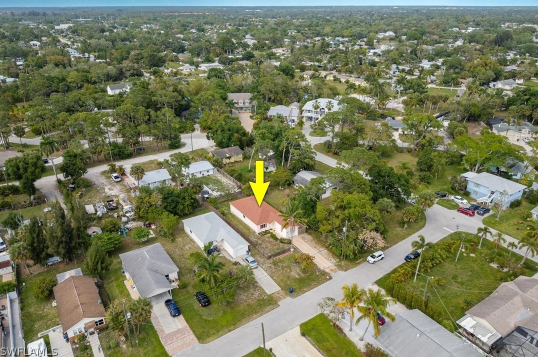 10017 Connecticut St, Bonita Springs FL  34135-4635 exterior