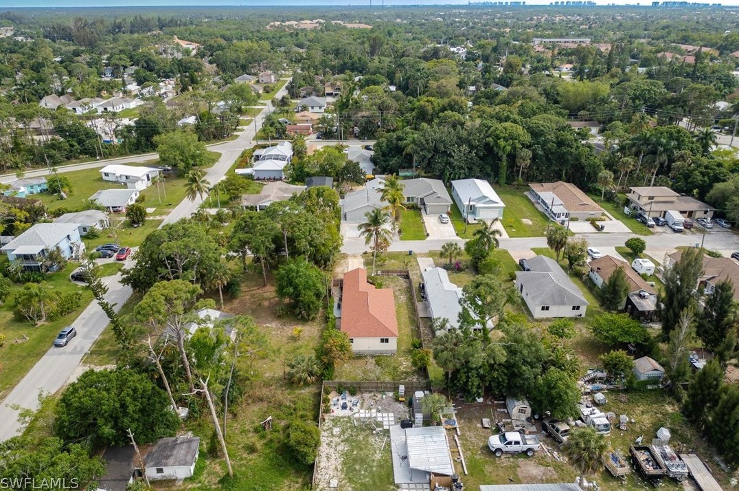 10017 Connecticut St, Bonita Springs FL  34135-4635 exterior