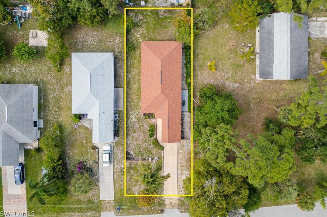 10017 Connecticut St, Bonita Springs FL  34135-4635 exterior