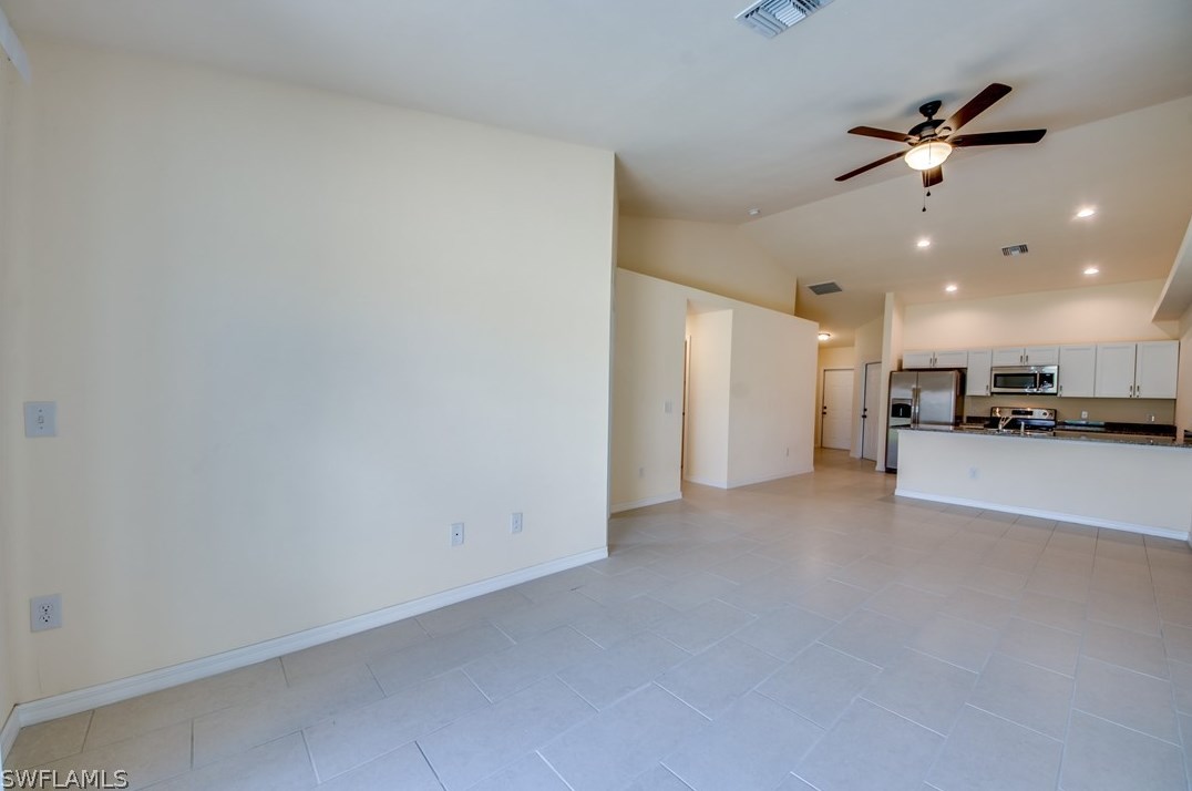 1627 Ne 33rd St, Cape Coral, FL 33914