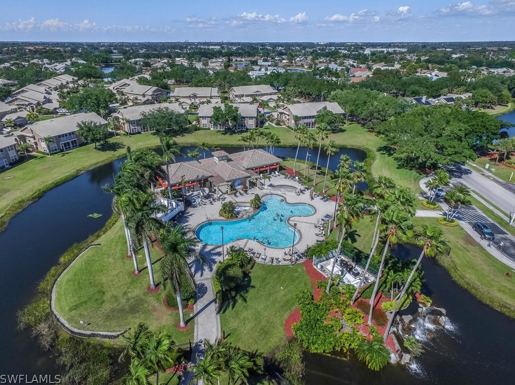 9205 Lalique Ln, Fort Myers, FL 33919-7400