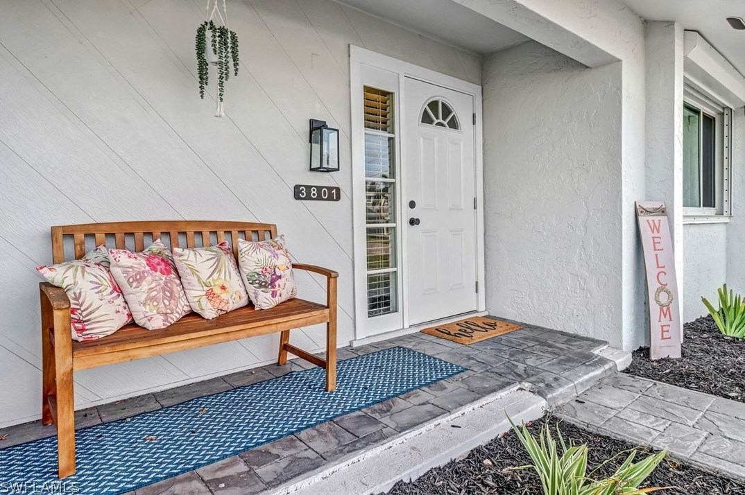 3801 Se 10th Ave, Cape Coral, FL 33904