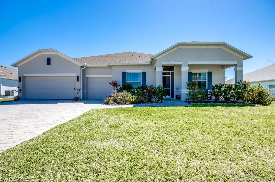 435 18th Ct, Cape Coral, FL 33991-1813