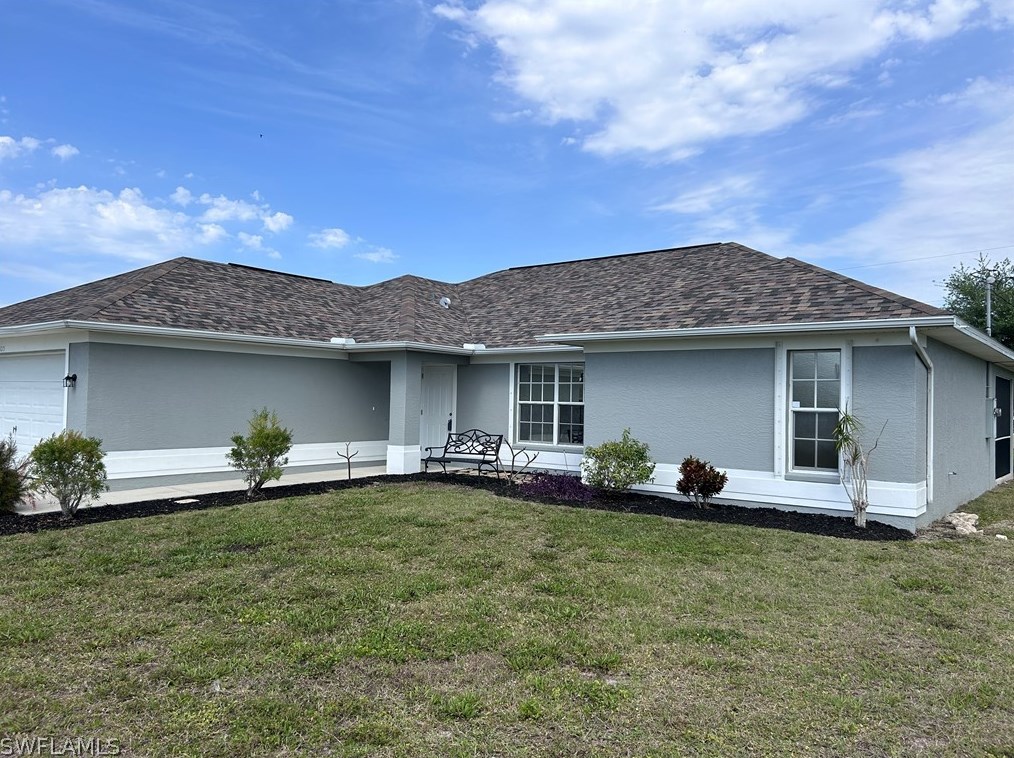 3015 4th Ave, Cape Coral, FL 33909-6881