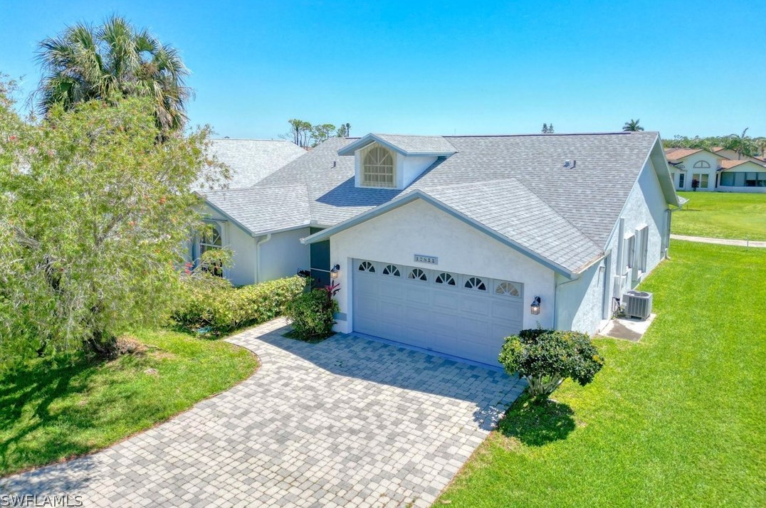 17855 Acacia Dr, Fort Myers, FL 33917-2024