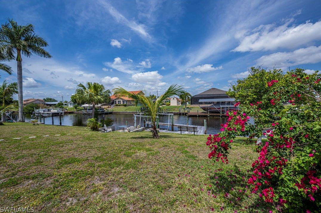 325 32nd St, Cape Coral, FL 33904-4132
