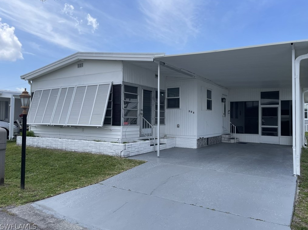 14715 Patrick Henry Rd, Fort Myers, FL 33917-9043