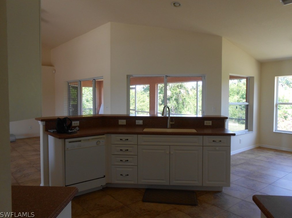 313 Lancelot Ave, Lehigh Acres, FL 33974