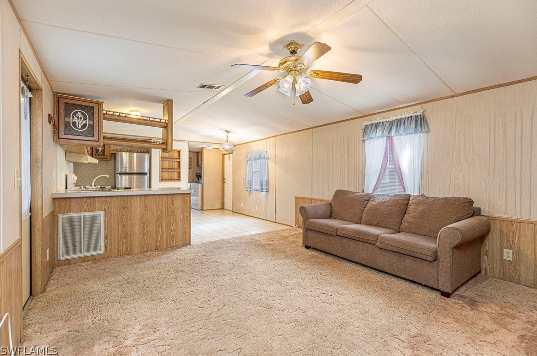 3406 Bayside Pkwy, Punta Gorda FL  33982-1575 exterior