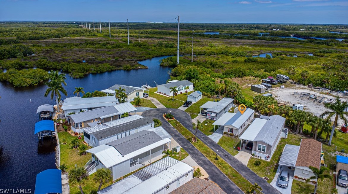 3406 Bayside Pkwy, Punta Gorda FL 33982-1573 exterior