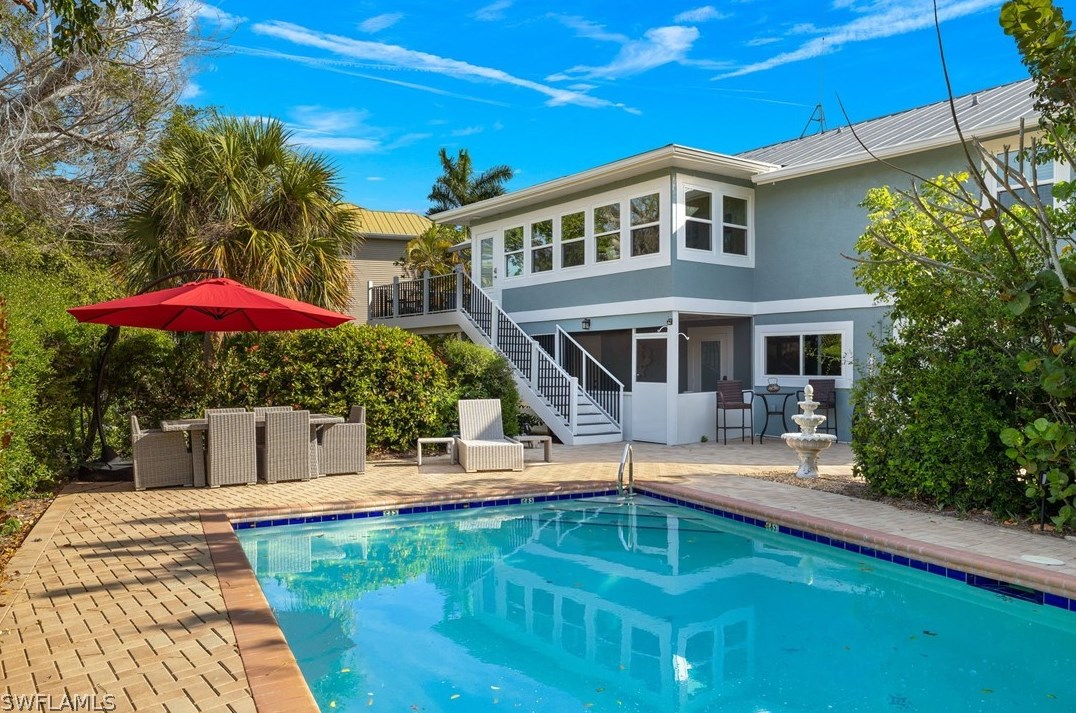 1103 Schooner Pl, Sanibel, FL 33957-5007