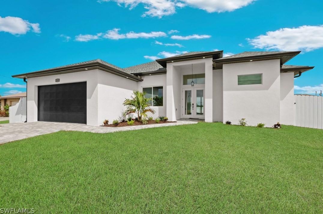 2115 8th Ter, Cape Coral, FL 33990-2782