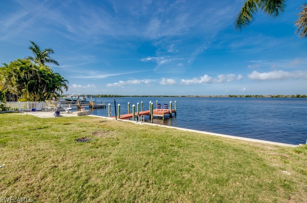 11827 Island Ave, Cape Coral, FL 33993-9769